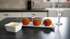 Hoe je de lekkerste bitterballen zelf maakt: een verrassend recept