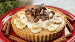 Zo maak je de perfecte bananencarameltaart: tips voor een onweerstaanbare traktatie